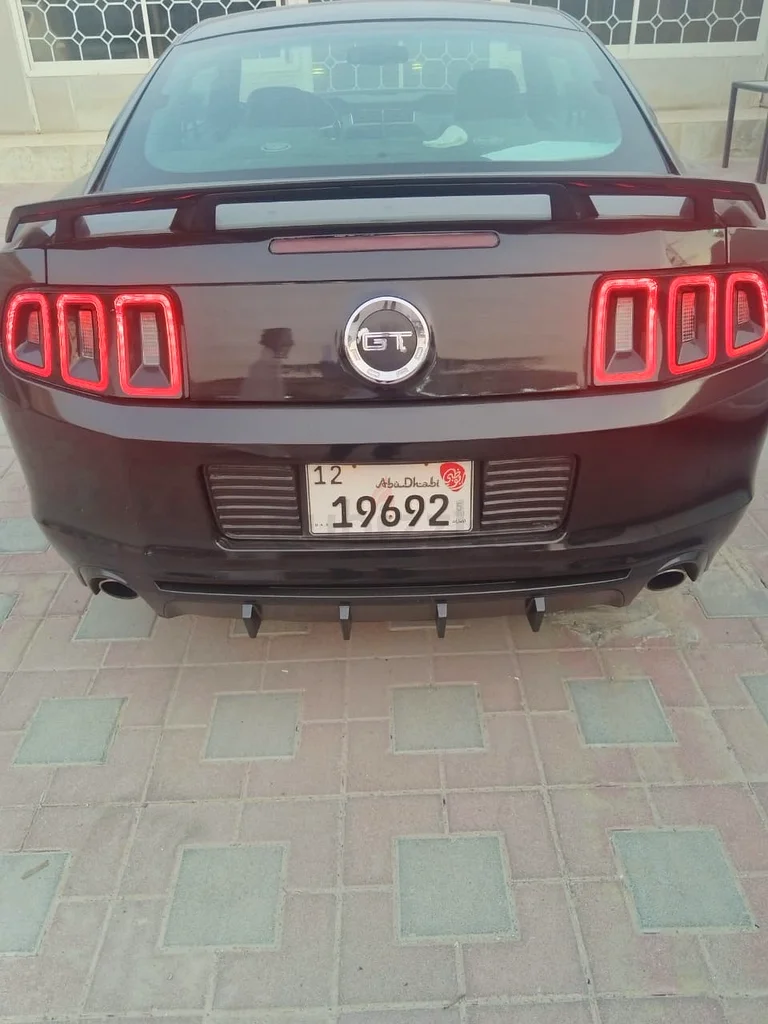 Ford Mustang 2010 V8 – American Specifications, Good Condition63406542409090114