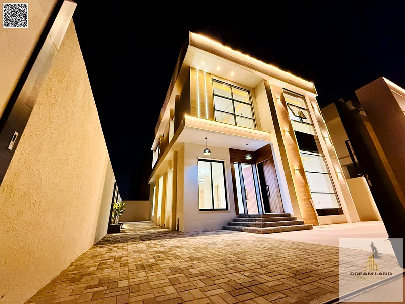 A golden opportunity to own an elegant villa in a vibrant area in Ajman, directly on a main road and close to all essential services.63892693041283112
