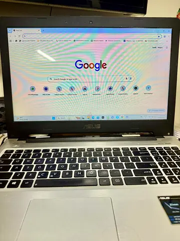 ASUS Laptop - Sleek and Performant for Everyday Use