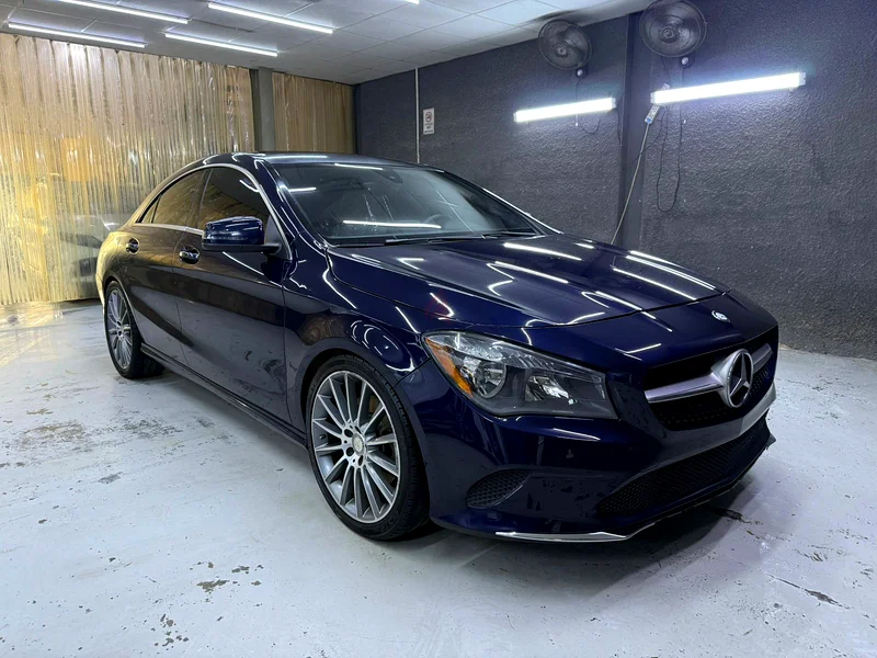 Mercedes Benz CLA 250 panoramic sunroof63402416968194112