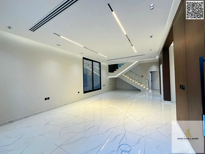 Including registration and ownership fees, two floors, stone facade, central air conditioning, with a private pool, next to all services.63910979115649114