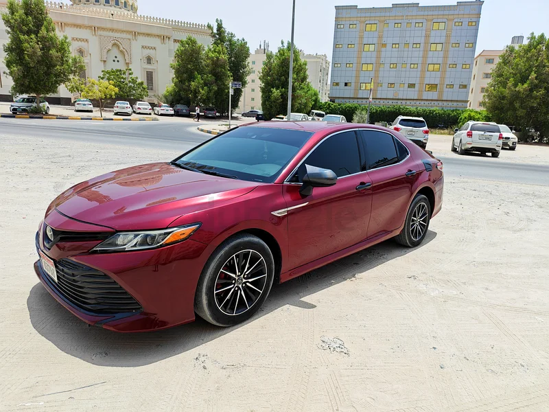 Toyota Camry LE 201863401307507330111