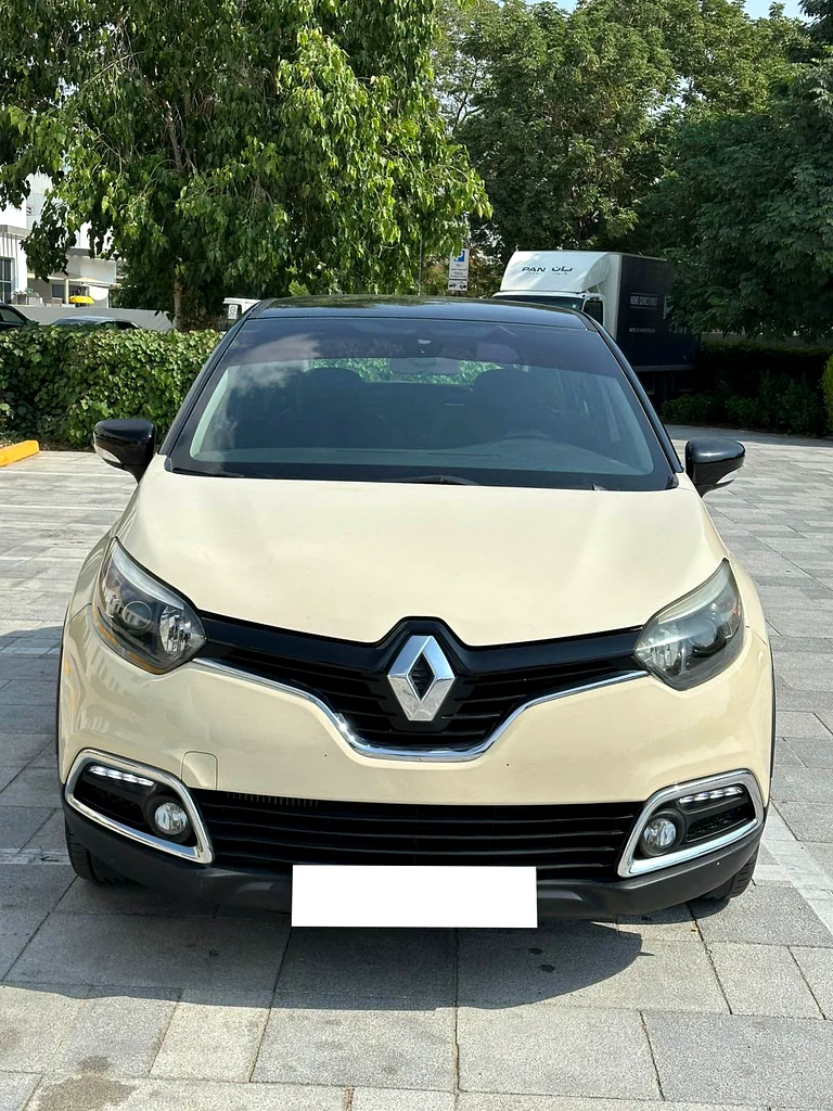 Renault Captur 2016 Model GCC Spec Full Options Single Owner Used Car For Sale63398495219459111
