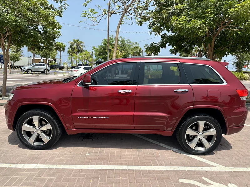 Jeep Grand Cherokee (Overland)63398606125441113
