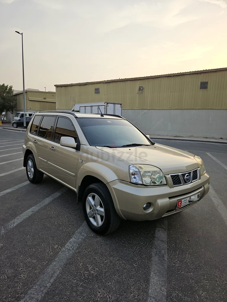 بيع عاجل نيسان إكس تريل 200763399976583938111