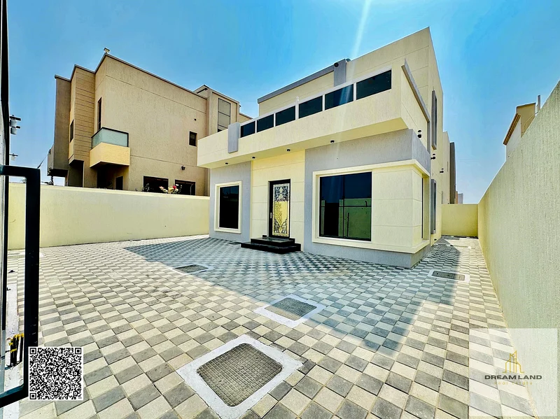 Directly from the owner, a luxurious villa with no down payment, including registration fees, negotiable, freehold for life for all nationalities63893336810498111