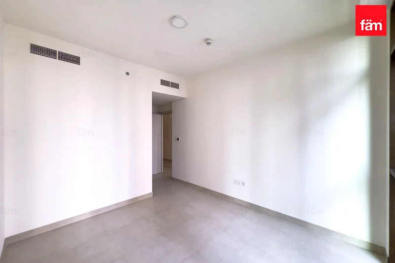 Ready to move | Partial sea view | Chiller free64026368454147113