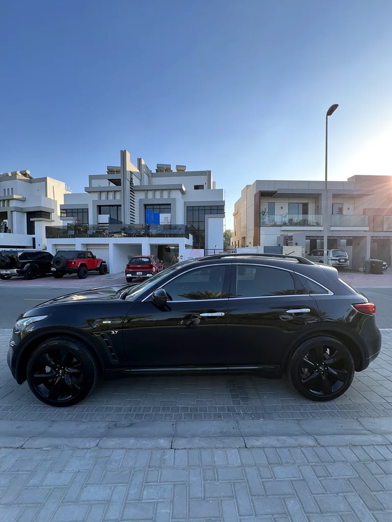 إنفيني QX70 سبورت – حالة ممتازة | جميع الخيارات | مواصفات دول مجلس التعاون الخليجي63398554220034113