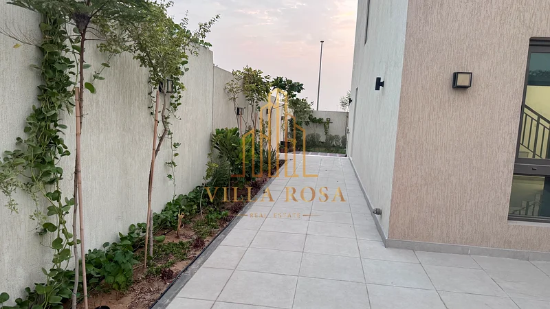 🏡 فرصة استثنائية – فيلا جديدة بالكامل للإيجار في قلب مدينة تلال – الشارقة 🌟63699653473666114