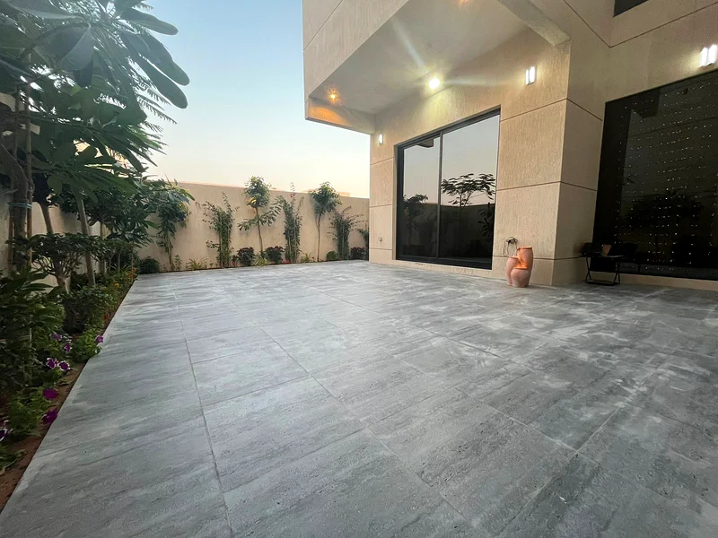 Luxury Villa for Sale in Al Alia – Prime Location on Main Road!63873323861249113