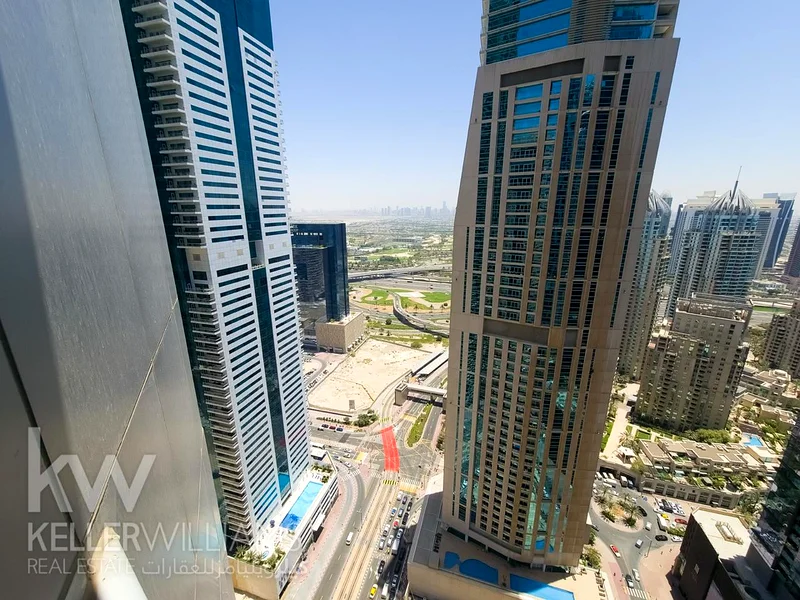 قيمة مالية رائعة | شقة فارغة | طابق عالي64040915965187111