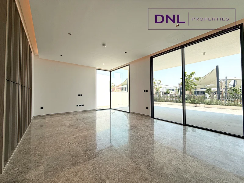 Exclusive // PV Unit // 5 BR Large // Genuine63931007730051113