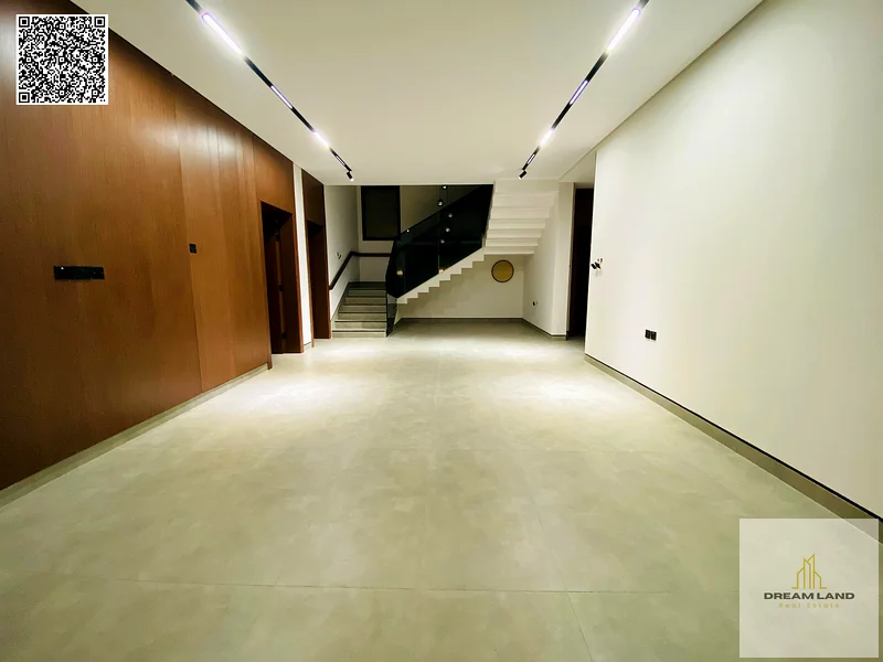 فرصة فريدة لامتلاك فيلا فاخرة في منطقة البحية، تضم 6 غرف نوم و7 حمامات بتصميم عصري ومناطق معيشة واسعة.63884499595137113