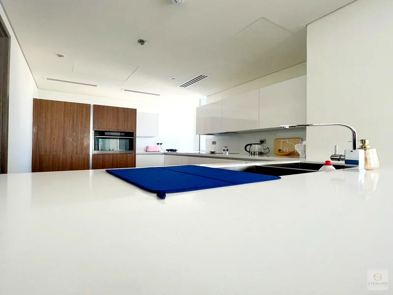 Prime Location | Furnished |  Panoramic Sea View63952762036994114