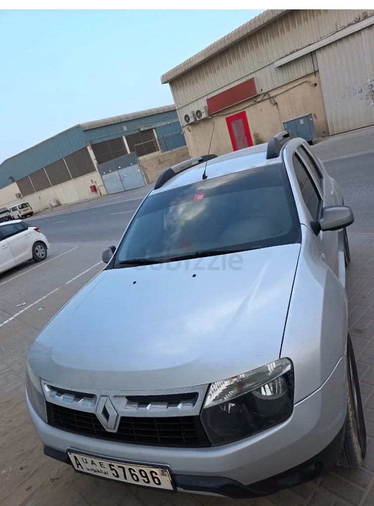 Duster GCC in good condition63398496043522111