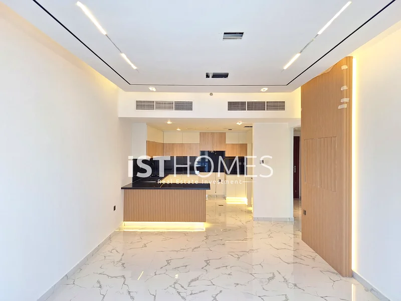 شقة جديدة بالكامل | شرفة | موقع متميز | أول مستأجر | مسبح | صالة رياضية | عرجان63765081452930114