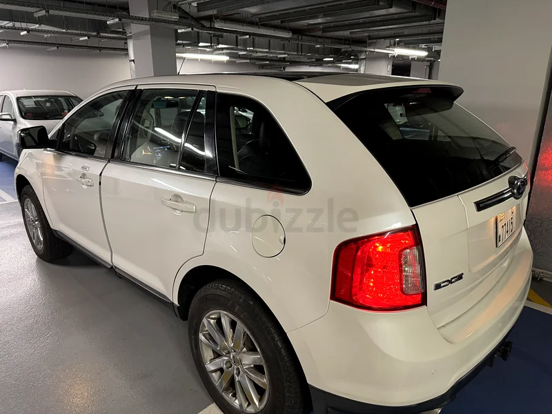 Ford Edge Limited 1 owner from new63399892827009112