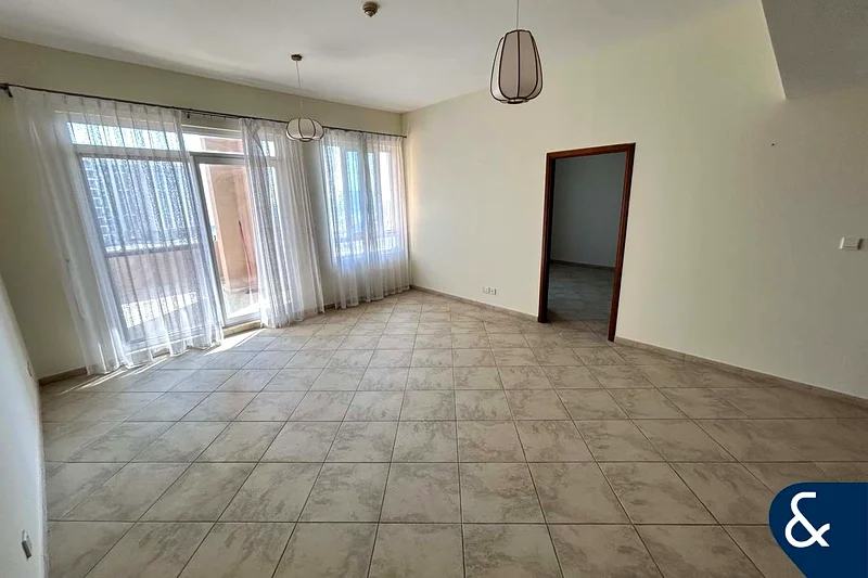 Spacious 1 Bed | Park Facing | Notice served63982323674882113