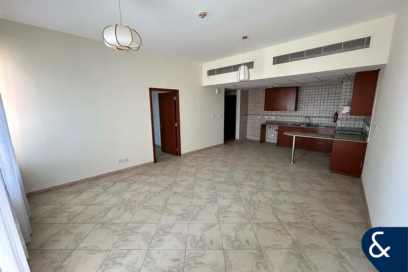 Spacious 1 Bed | Park Facing | Notice served63982323674882114