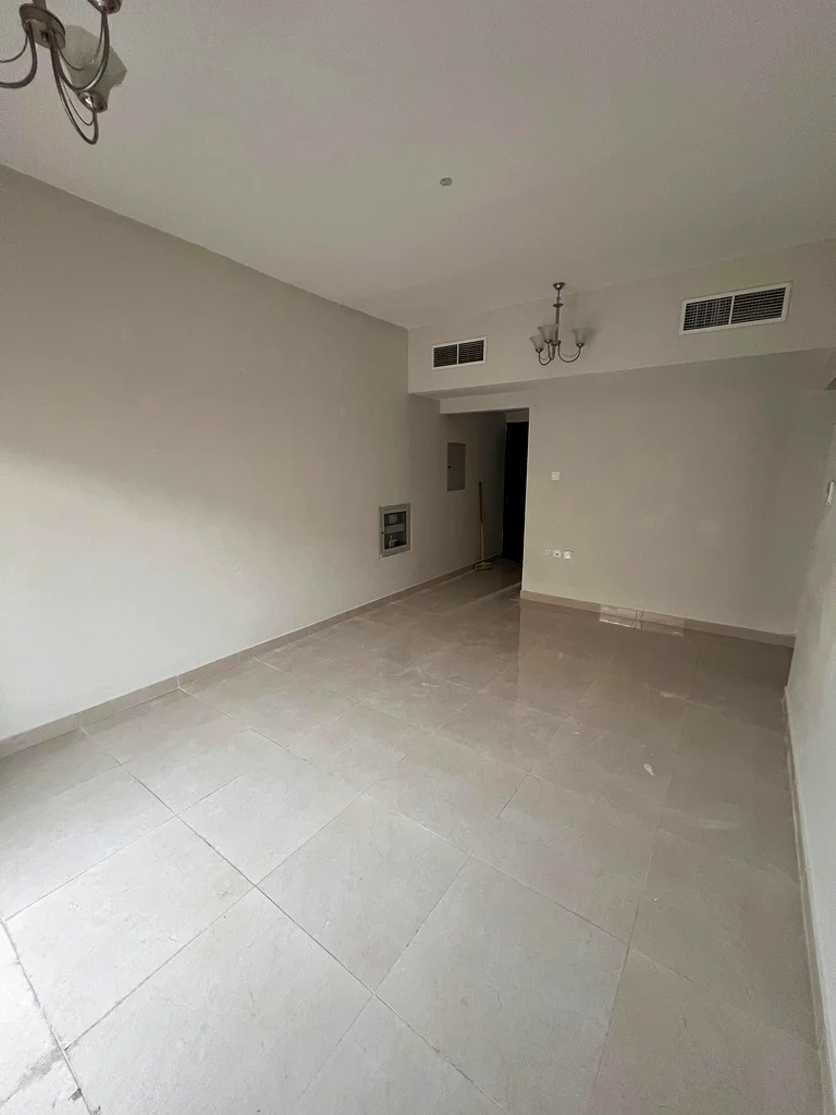 🏢 For annual rent in Ajman – A two-bedroom apartment with a lounge in Al Jurf 3 at an excellent price! 🏢📍 Location: Al Jurf 3 – AjmanA vibrant loca63714352340482112