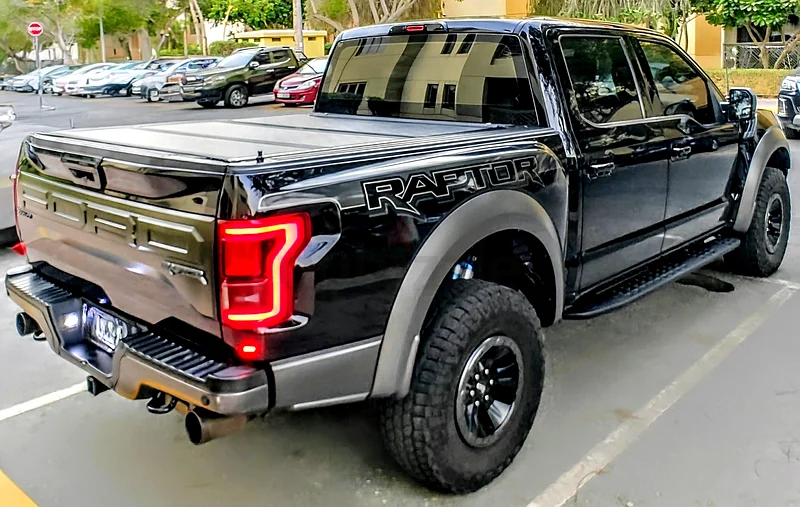 2017 Ford F-150 Raptor SuperCrew | Carbon Fiber Luxury Package | FULL OPTIONS | AGENCY WARRANTY 202763399882754178114