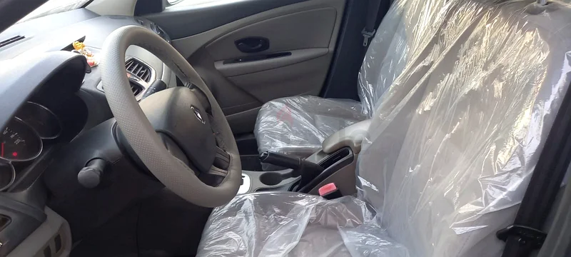 رينو فلوانس63407355403651112