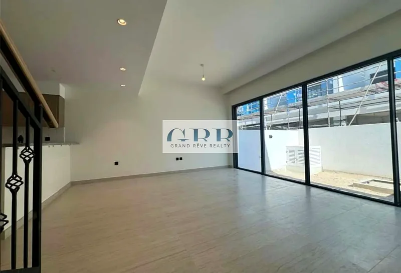 Amzing Location | 4 BR Townhouse | Ready Soon63962570579201114