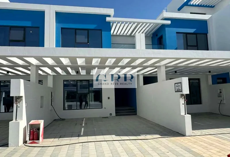 Amzing Location | 4 BR Townhouse | Ready Soon63962570579201111