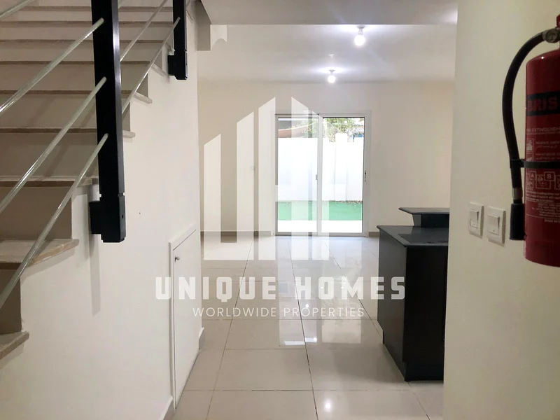 Vacant Soon | Single Row | Mid Unit | Enquire Now!63403402909955113