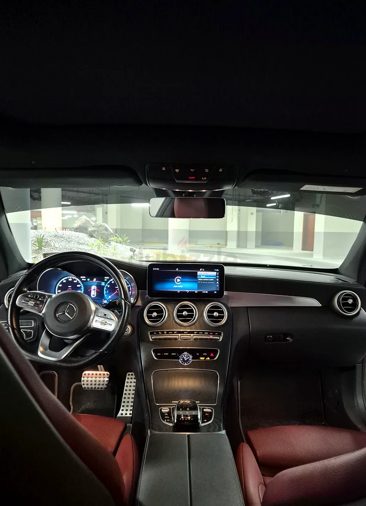 مرسيدس C200 كوبيه - لون الشمبانيا - دول مجلس التعاون الخليجي - 202163399937741186114