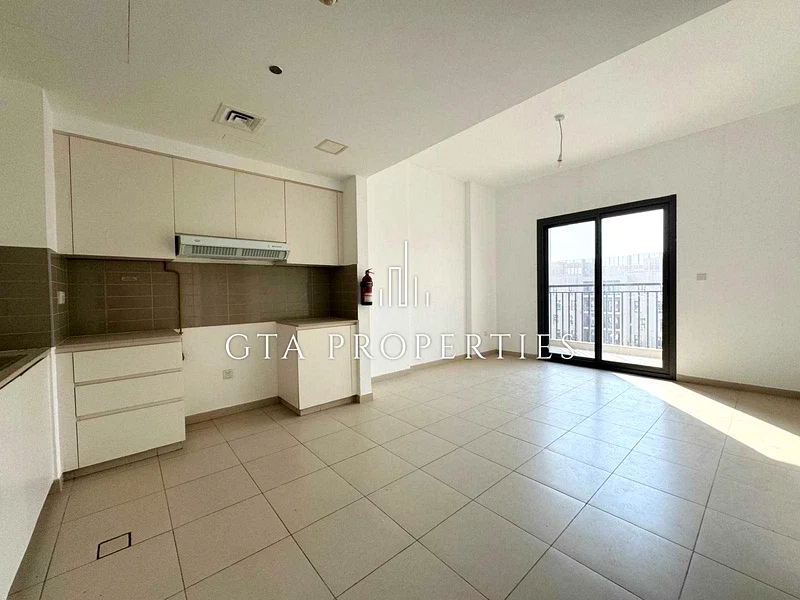 Bright+Airy | Boulevard View | Boulevard Views63737362222337110