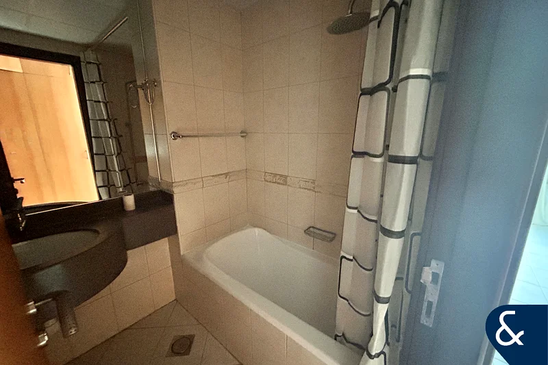 4 Bed | Spacious Layout | Skyline Views64036737074178114
