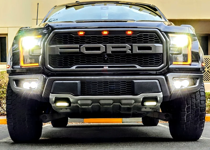 2017 Ford F-150 Raptor SuperCrew | Carbon Fiber Luxury Package | FULL OPTIONS | AGENCY WARRANTY 202763399882754178112