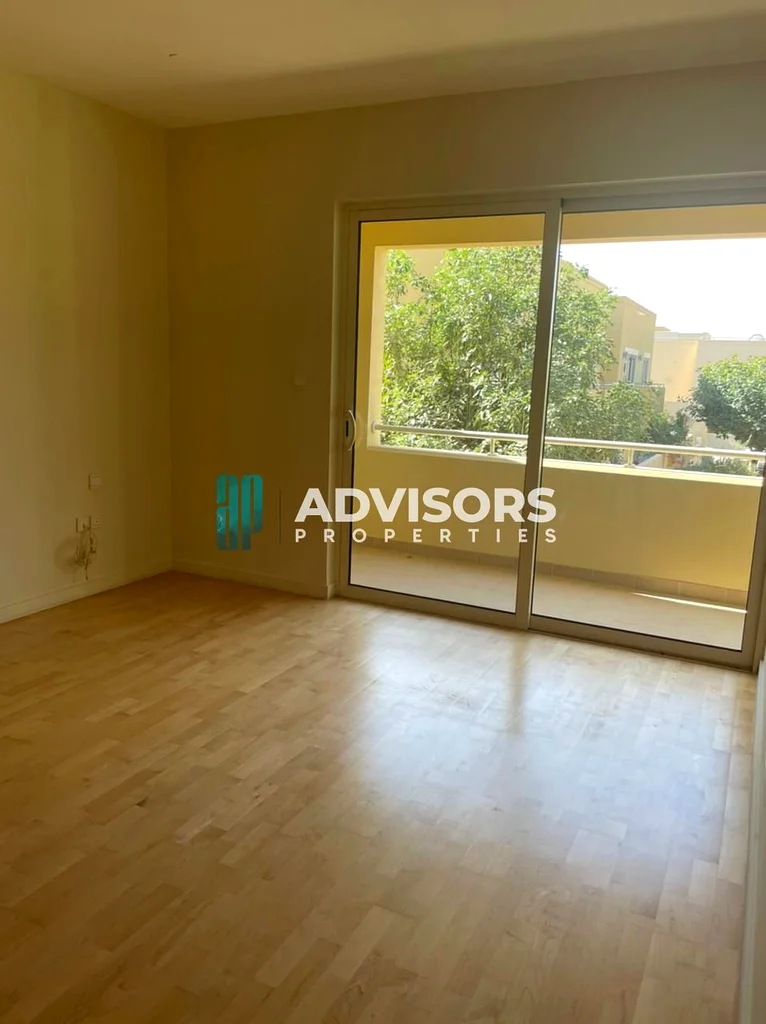 TH 3BR+M | Balcony | Premium Location |63839195417473112