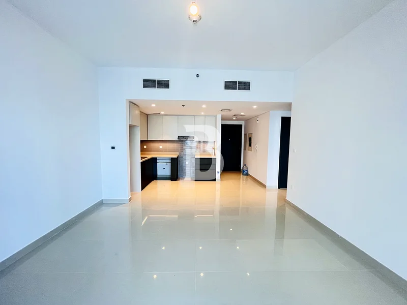 Exclusive | Sea And Skyline Views | Rented64026744120451112