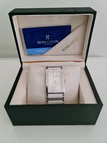 Like New !! Branded  ROMANSON Mens wrist watch
