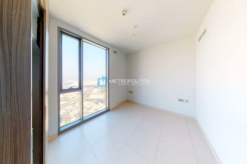 High Floor and Corner 3BR+Maid | Skyline View63844132948482113