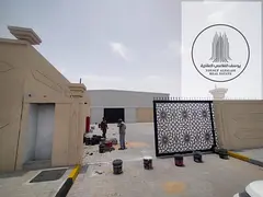 Large enclosure with a 25,000 square foot warehouse and 175 kilowatt electricity