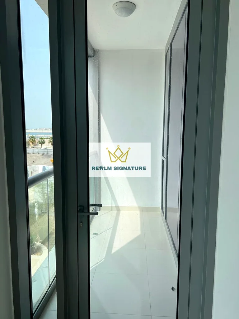 Stylish 1BR Apartment in Shams Meera Tower 1 | Prime Location | Vacant63844132882946111