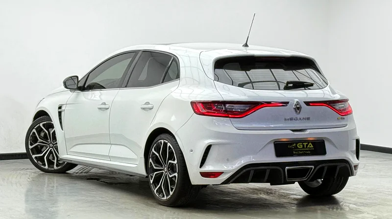 2020 Renault Megane RS, one year unlimited km warranty, full Renault service history, GCC63410194547073113