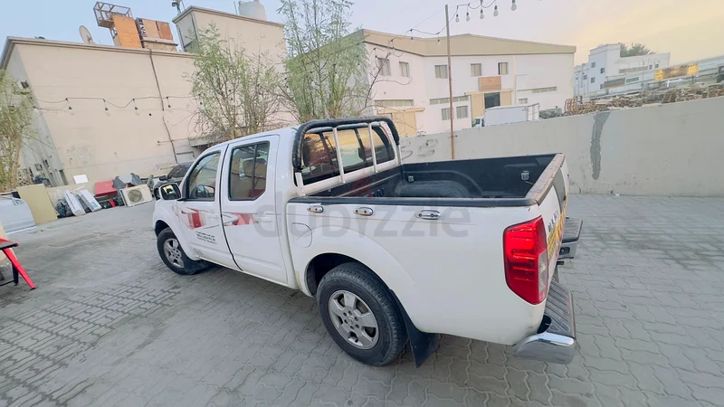 Nissan Navara AUTOMATIC63412538085891112