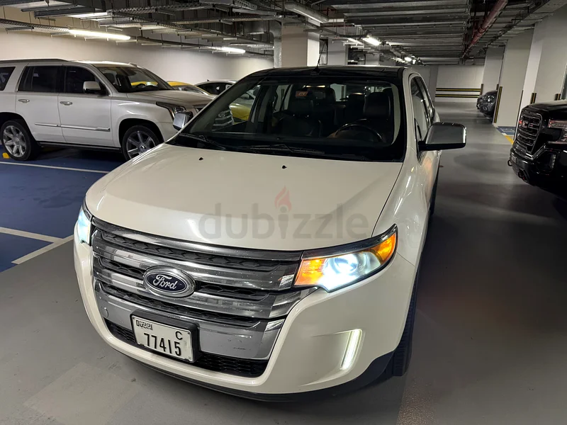 Ford Edge Limited 1 owner from new63399892827009111