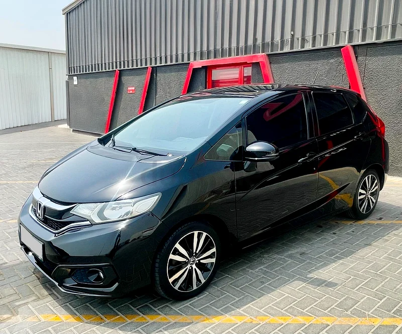 ONLY 44,000 KM’S • TOP OF THE RANGE - 2018 HONDA JAZZ • GCC SPECS • ORIGINAL PAINT • NO ACCIDENTS63223314346498110