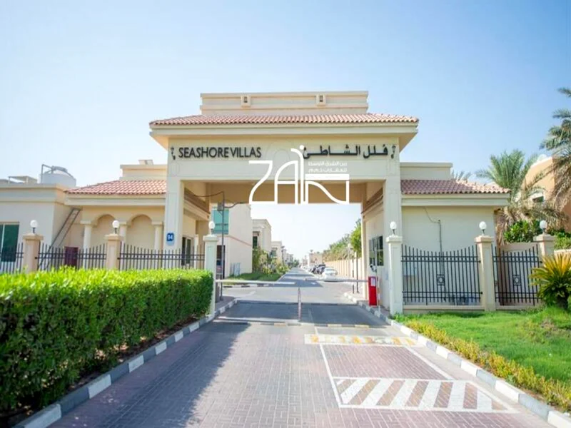 فيلا فاخرة مكونة من أربع غرف نوم في زاوية صفاينة واحدة وذات صيانة جيدة63838854611202113