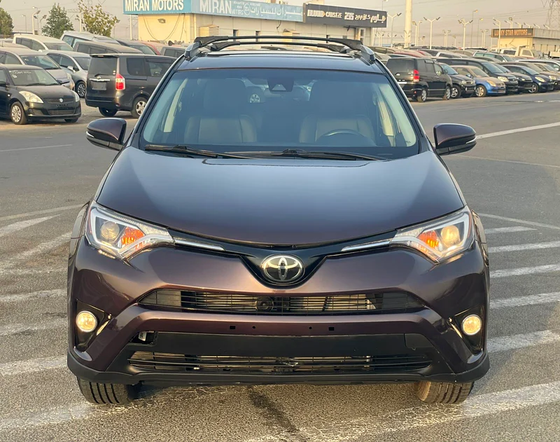 2018 Toyota Rav4 XLE Full Option 2.5L V4 - BSM Front Back Radar - Leather Seats - Push Start -63401306578306112
