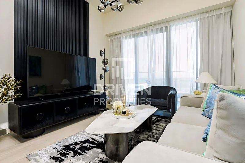 Elegant Unit | Prime Location | Community View63976948160513111