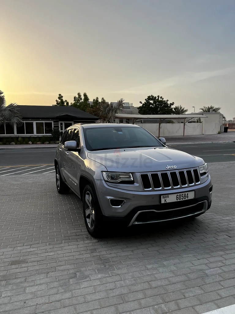 Grand Cherokee Limited (Low mileage full Company service history)63398605978753111