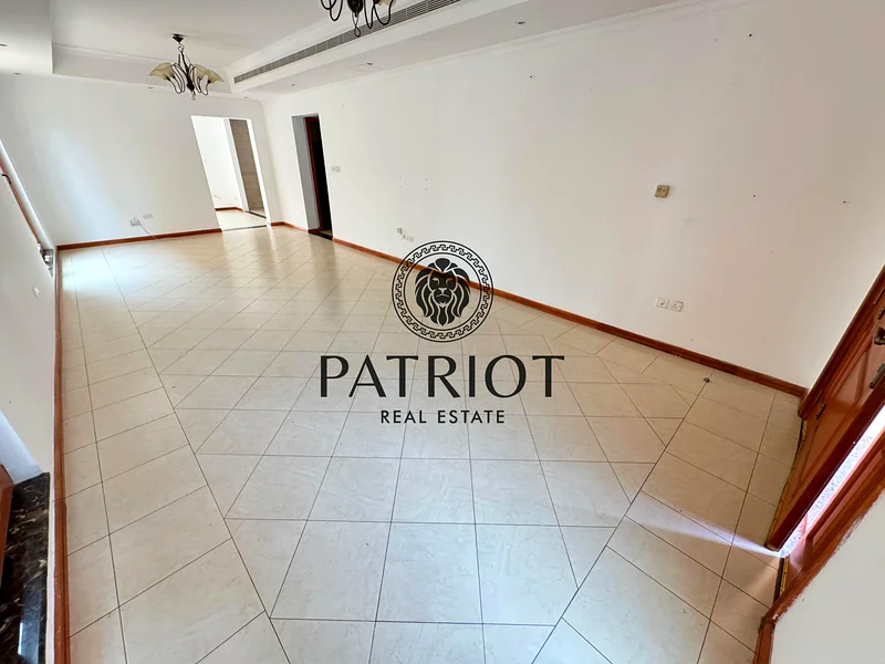 BRIGHT MAINTAINED 4 BED MAID HUGE PRIVATE GARDEN SHARED POOL  IN JUMEIRAH 263493581360515113