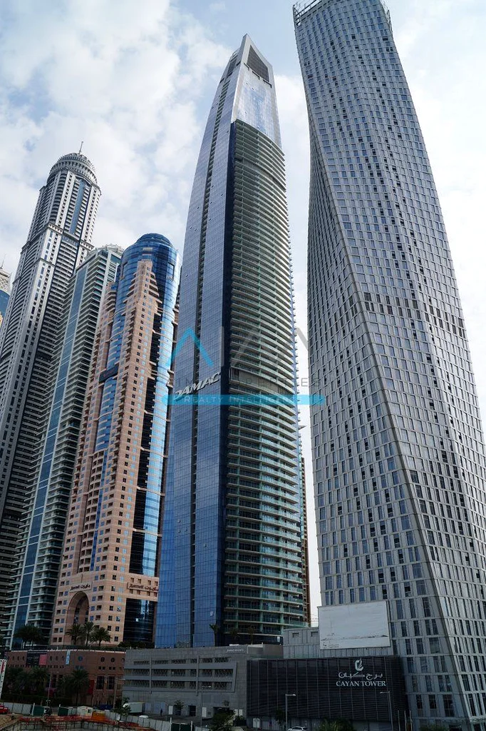شقة جديدة بالكامل بثلاث غرف نوم في الطابق العالي بإطلالة كاملة على المارينا بالقرب من المترو64041031096449111
