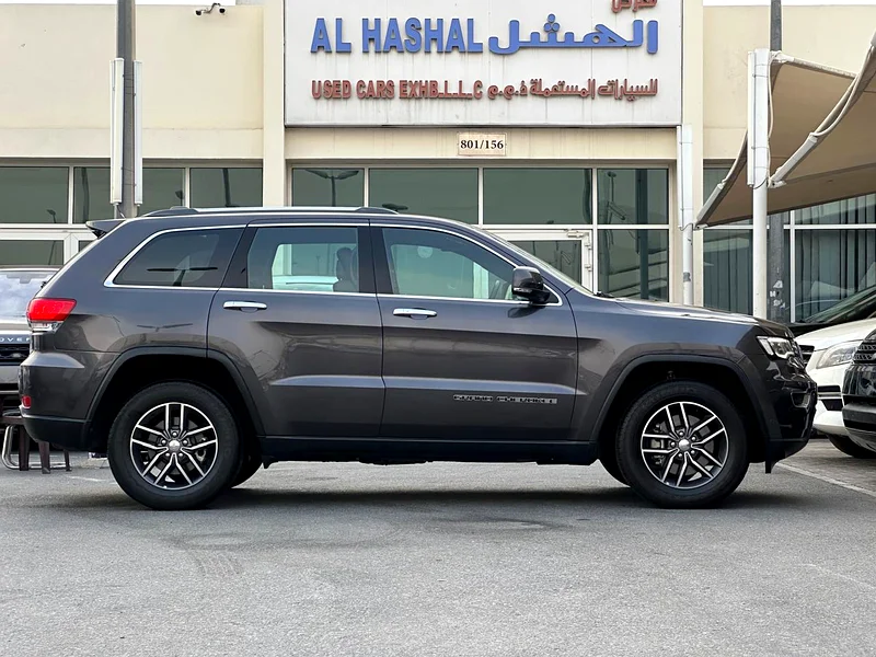 Jeep Grand Cherokee Limited-GCC_2018_Excellent Condition_Full Specifications63398606567811112